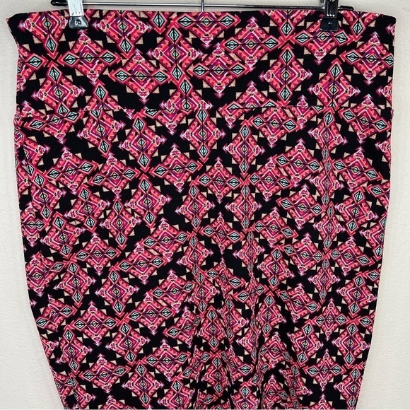 L LuLaRoe Black & Orange Pink Geometric Print Pencil Skirt Stretch Large - Picture 2 of 7
